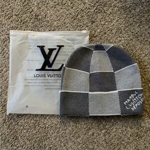 Lv Gray and White Knit Beanie